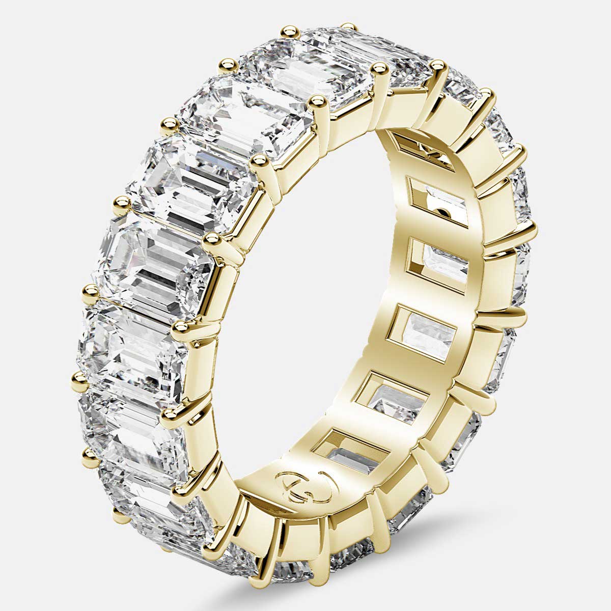 Classic Eternity Ring with Emerald Cut Diamonds in 18k Yellow Gold